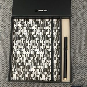 New Arteza Black and White Notebook gift set with Pen